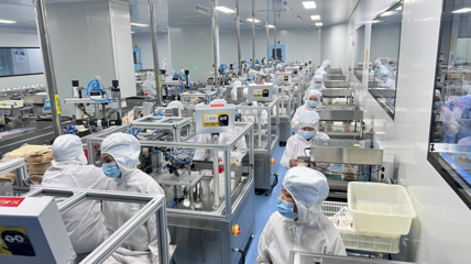 小白心里軟7周年 營養用心，因愛柔軟，科技引領溫馨變革